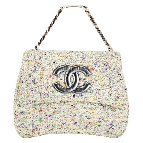 negozi chanel vintage|Vintage Chanel bags logo.